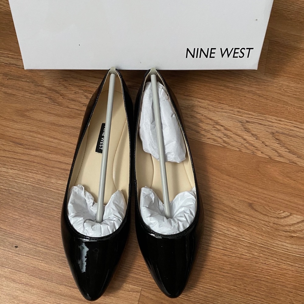 New! Nine West Speak Up Patent Leather Flats